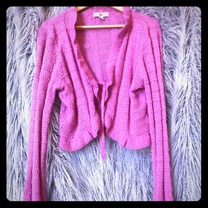 CHIC CROPPED SWEATER WRAP